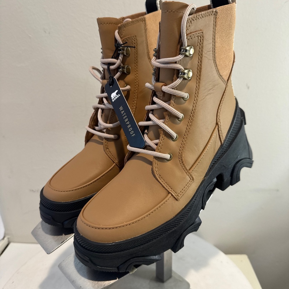 SOREL Brex™ Lace-Up Waterproof Bootie (Women’s size 5 New